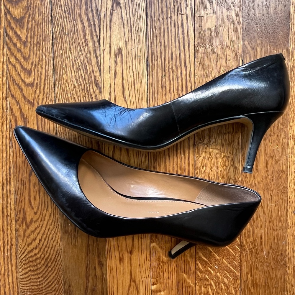Banana Republic Kinsley 8.5 Black With Box